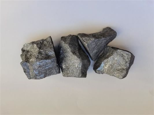 %75 Yüksek Saflıkta FeSi Demir Silikon Alaşım 50-100mm Ferro Silikon Topaklar